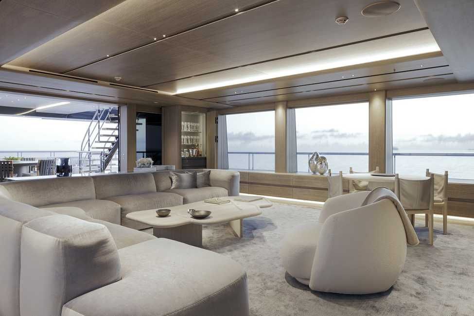 2023 Amels Entourage