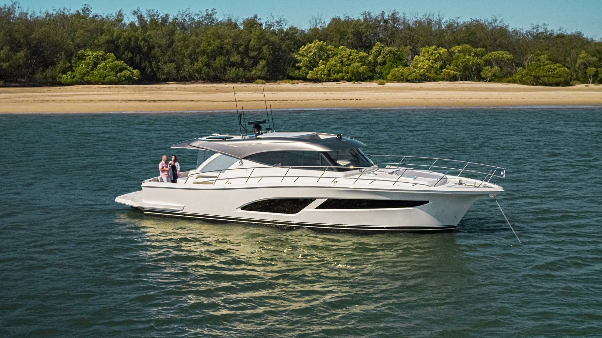 2022 Riviera 465 SUV