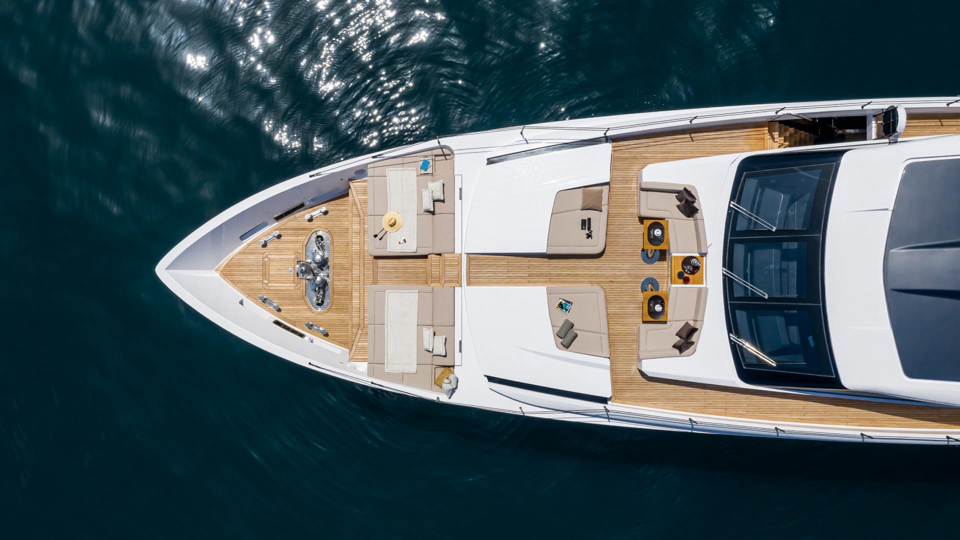 2019 Custom Line 106