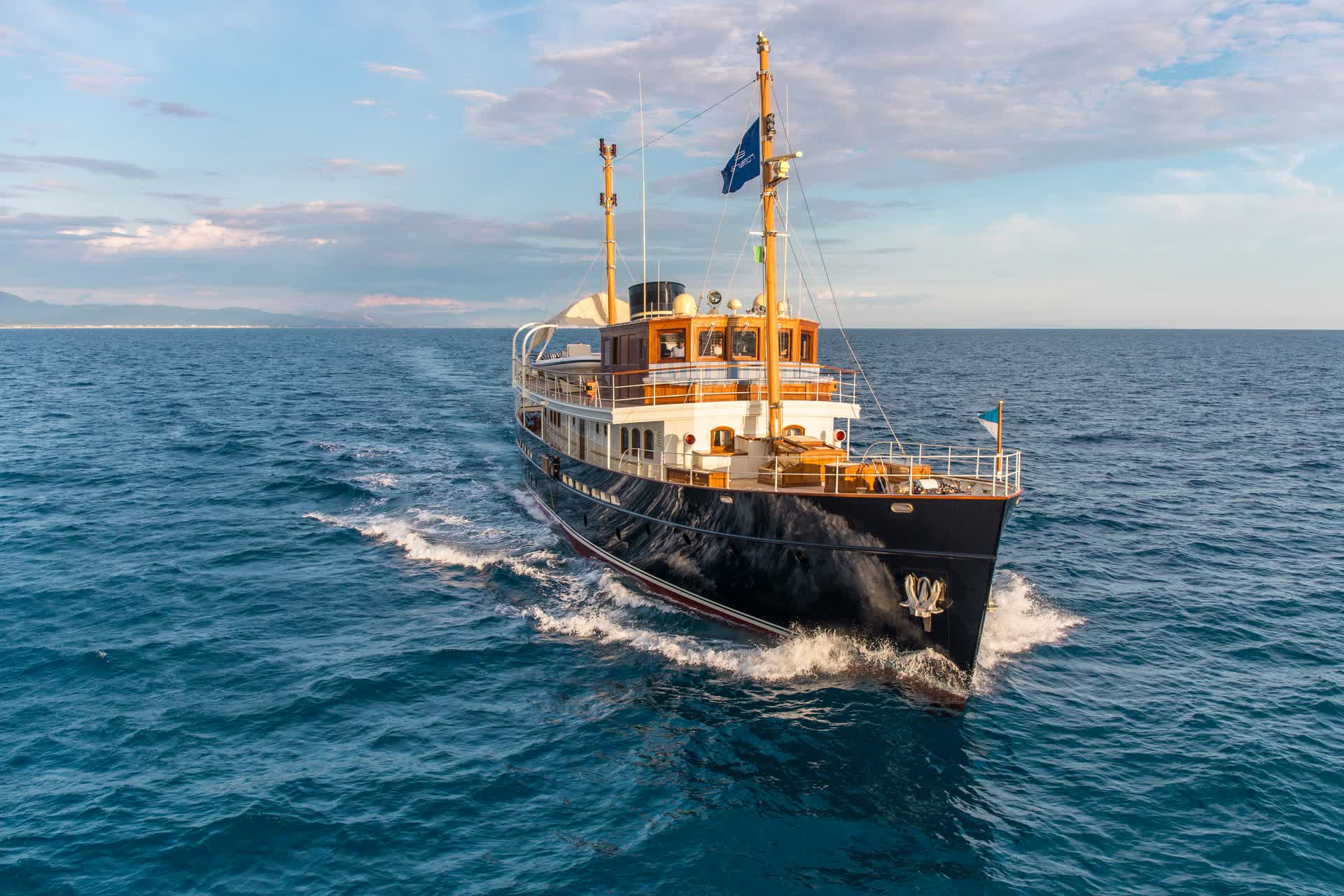 2015 Rossinavi Taransay