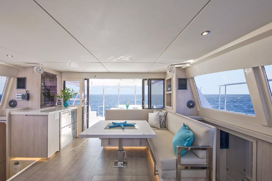 2020 Leopard Catamarans 43 Powercat