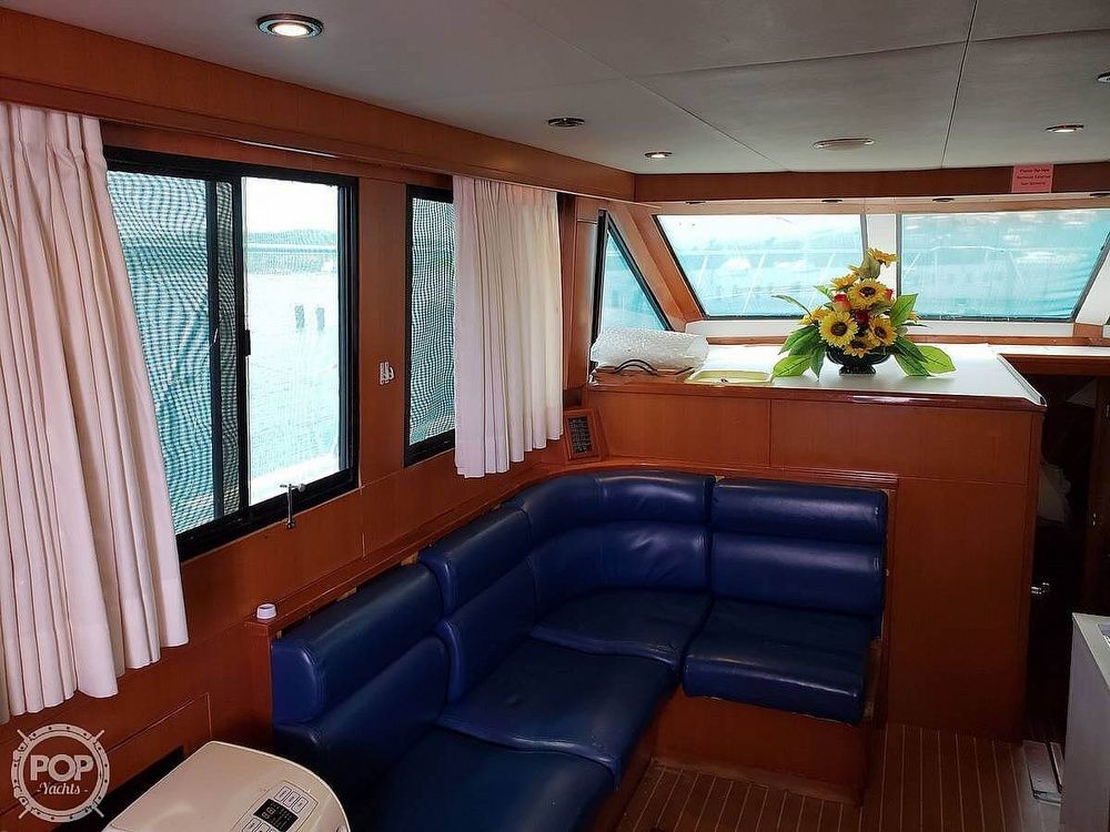 2000 Jefferson Yachts 46 Marlago Sundeck