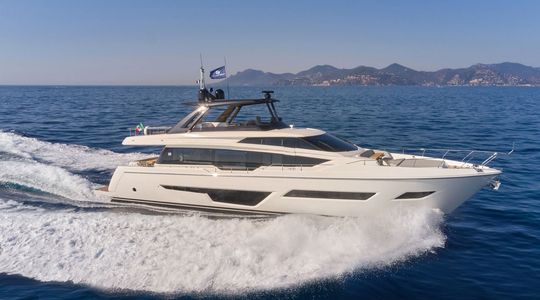 2023 Ferretti Yachts 780