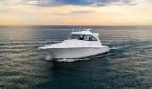 2023 Viking Yachts 44 Sport Coupe