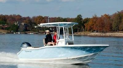 2022 Tidewater Boats 210 LXF