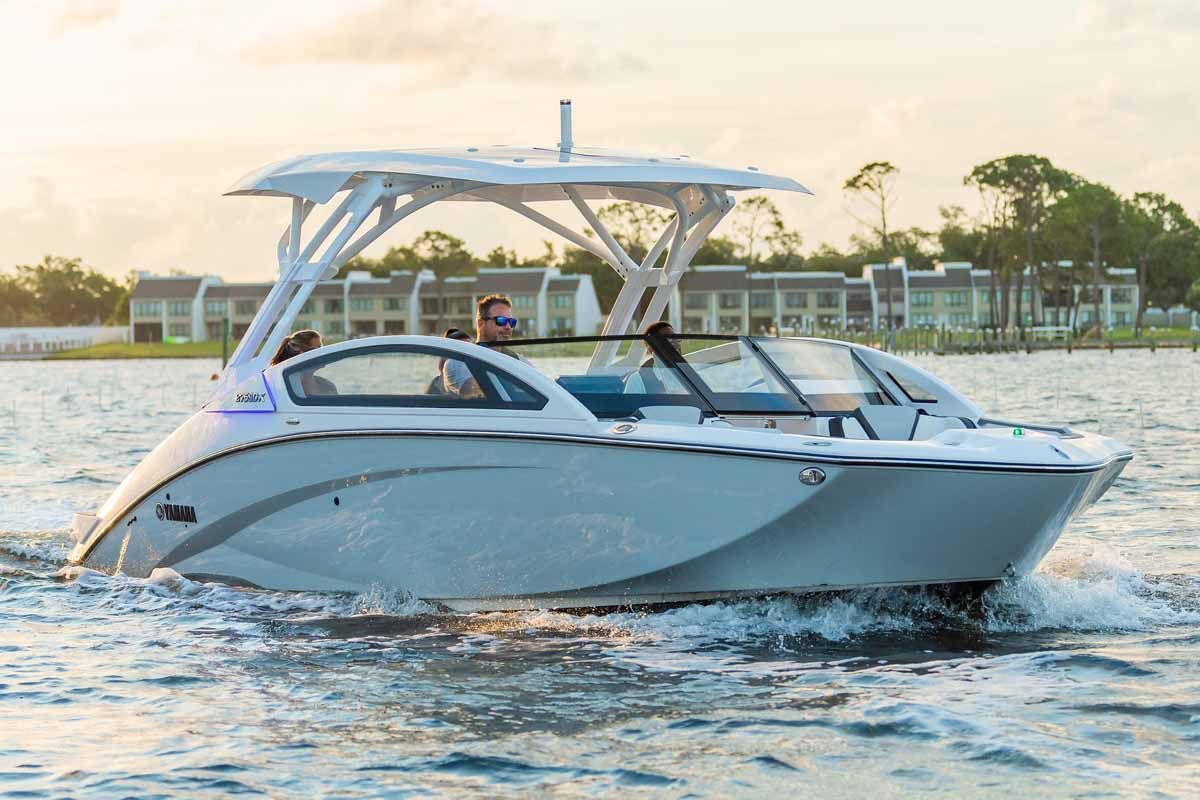 2023 Yamaha Boats 275SDX