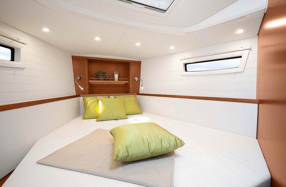 2012 Bavaria Yachts Vision 42