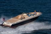 2013 Chris-Craft Launch 32