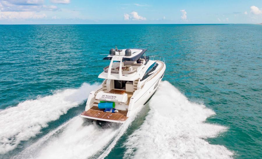 2016 Ferretti Yachts 650