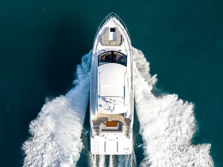 2022 Cruisers Yachts 50 Cantius