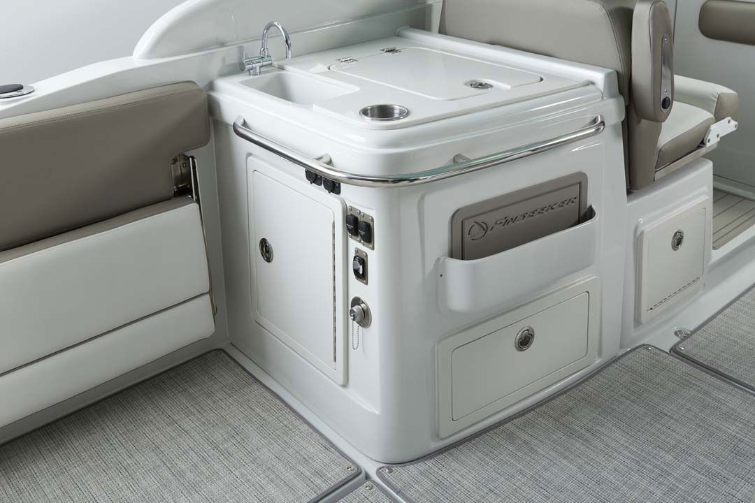 2022 Crownline 280 DC