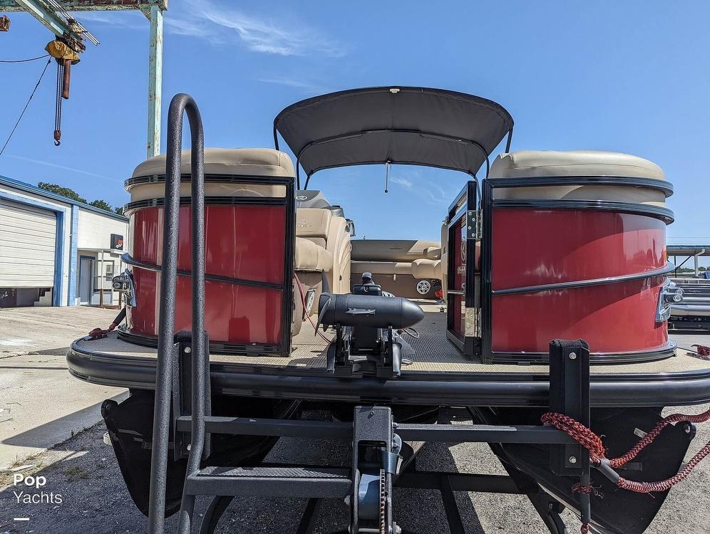 2021 Regency Boats 230 LE3