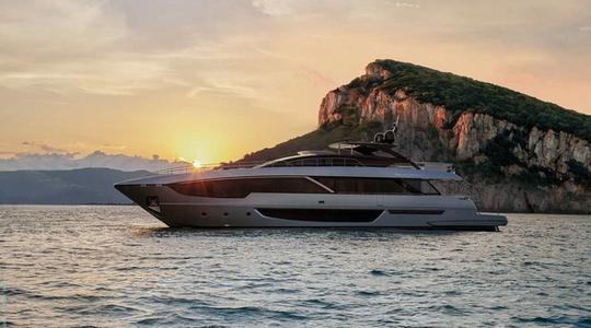 2022 Riva Yacht 102 Corsaro Super
