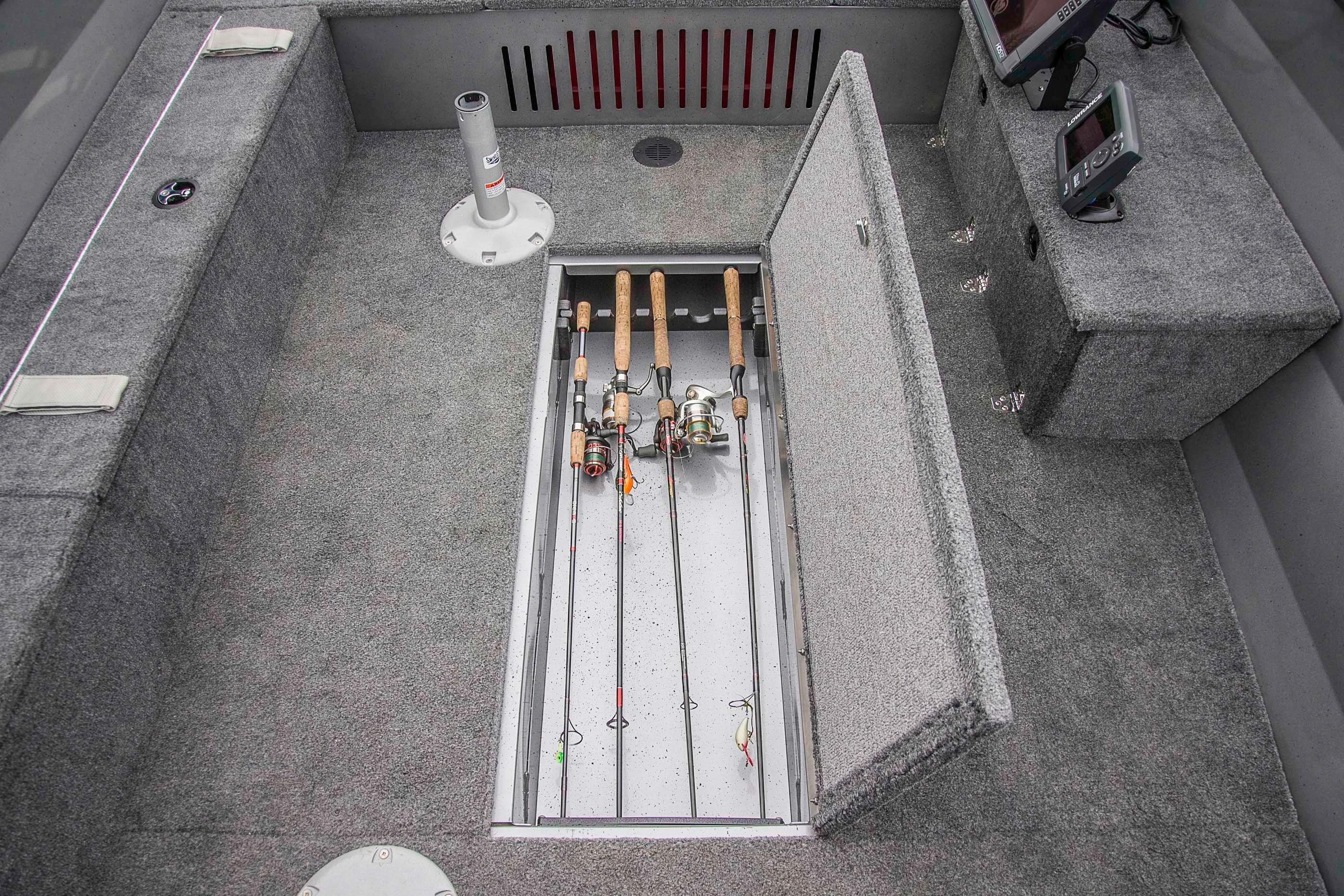 Crestliner 1600 Vision Tiller – photo 2