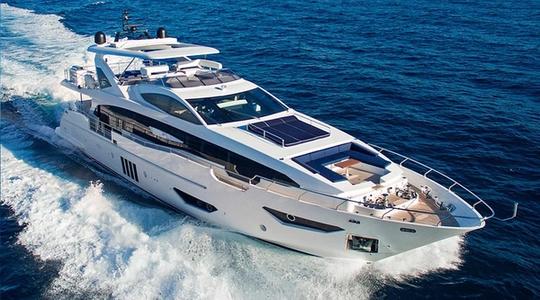 2018 Azimut Yachts Grande 30M