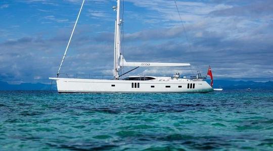 2014 Oyster Yachts 825