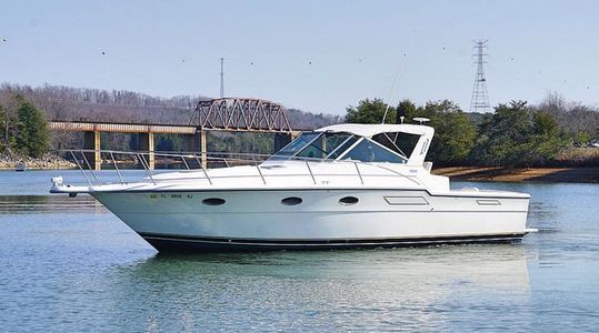 1990 Tiara Yachts 3300 Open