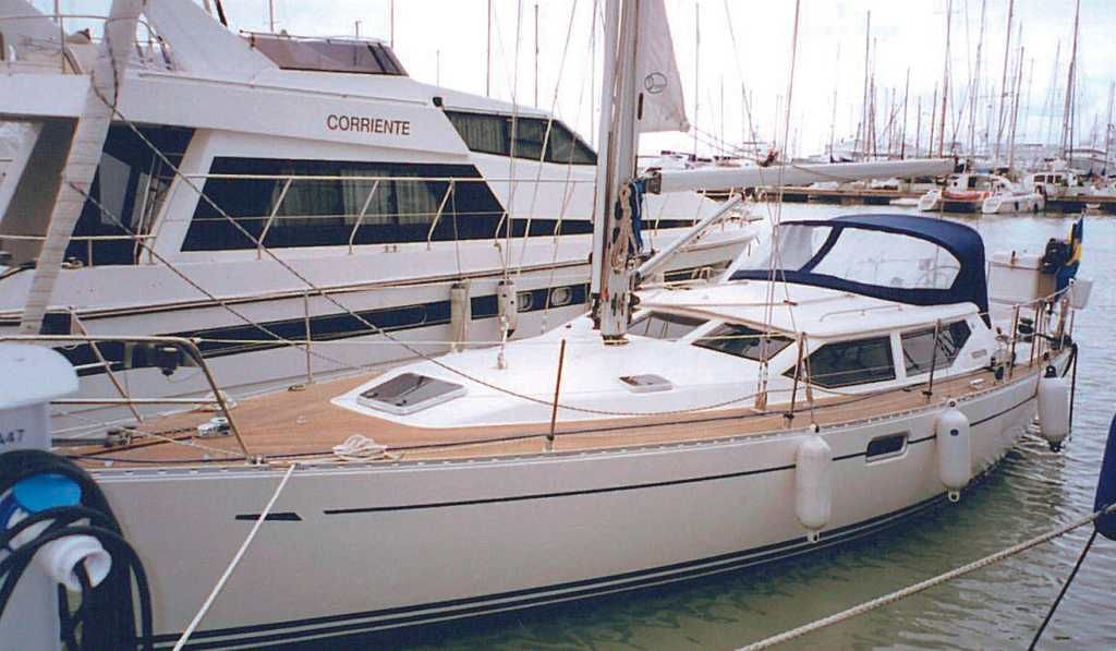 1996 Oyster Yachts 42