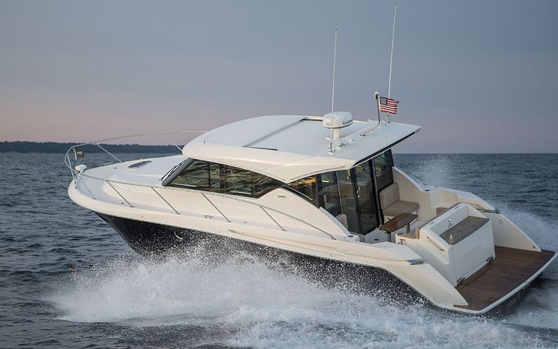 2019 Tiara Yachts 39 Coupe