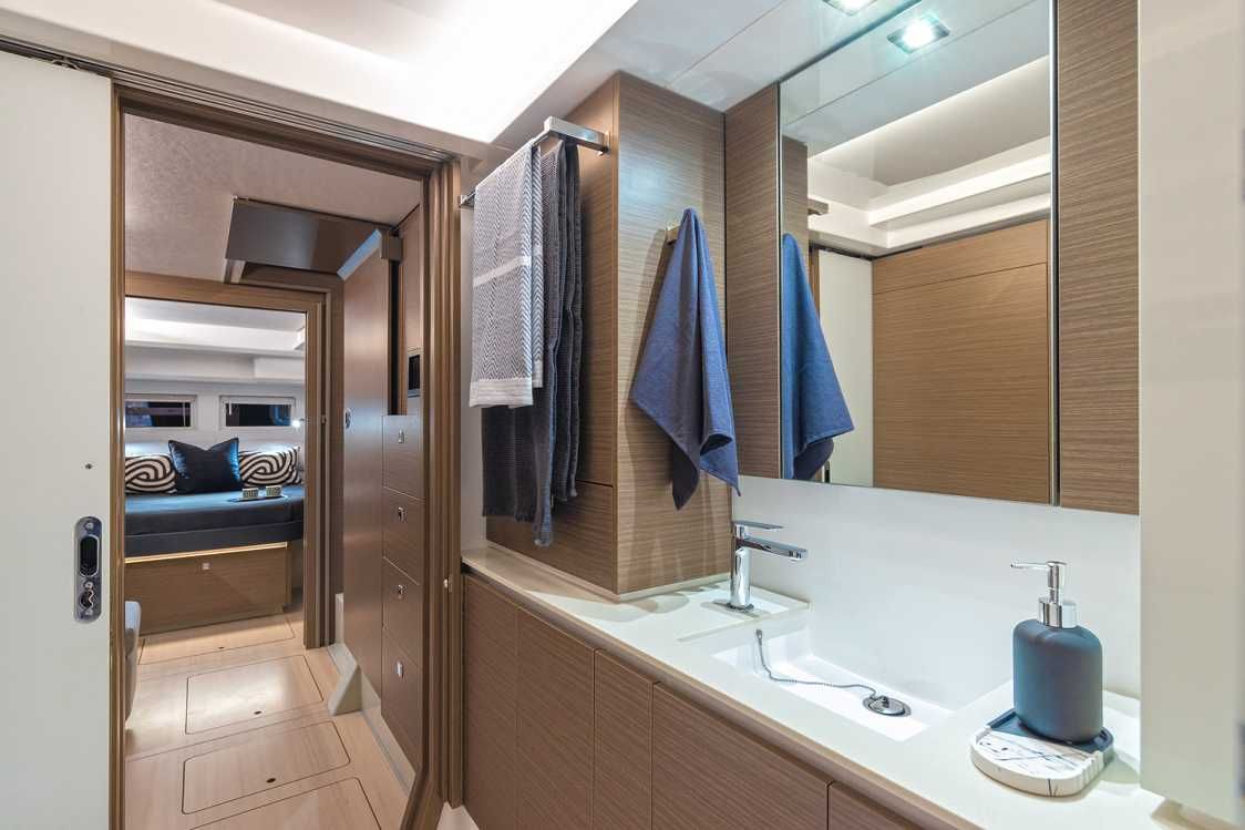 2023 Leopard Catamarans 40 Powercat