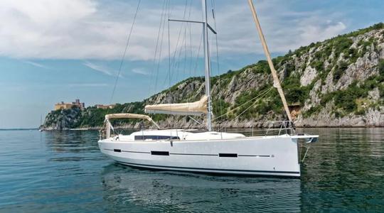 2016 Dufour Yachts 412 Grand Large