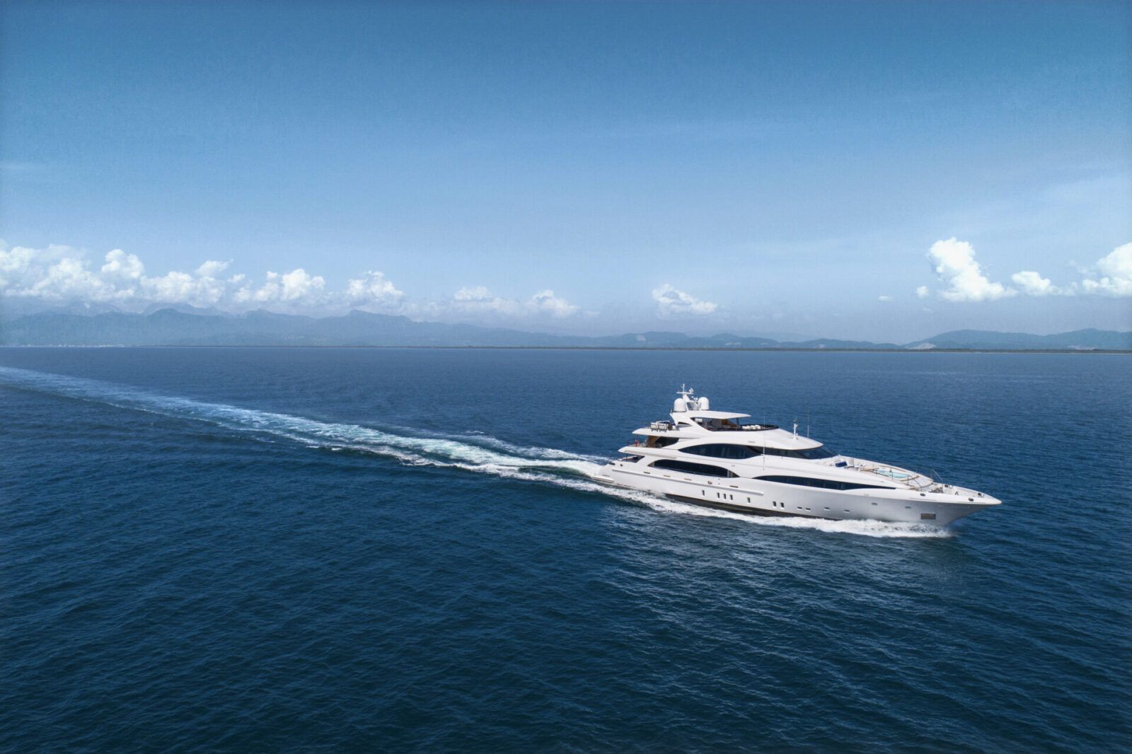 2018 Mangusta Yachts Oceano 46