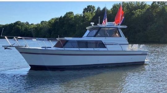 1968 Marinette Yacht Express convertible