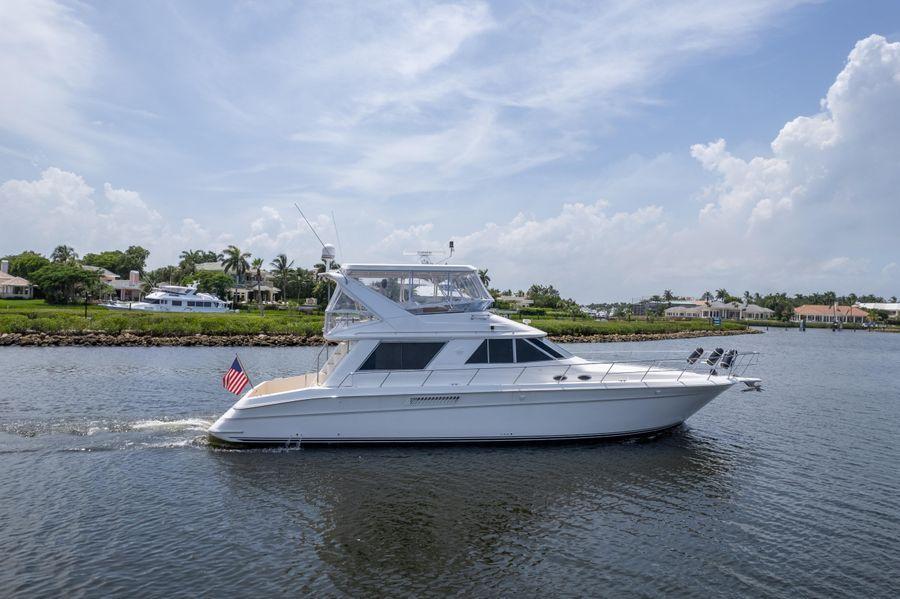 1996 Sea Ray Sedan 550