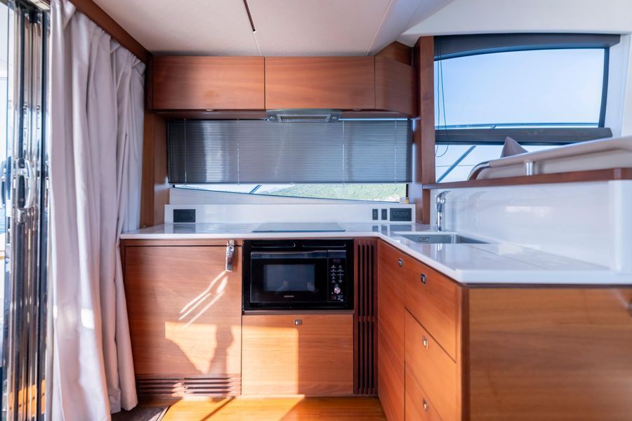 2018 Princess Yachts 49