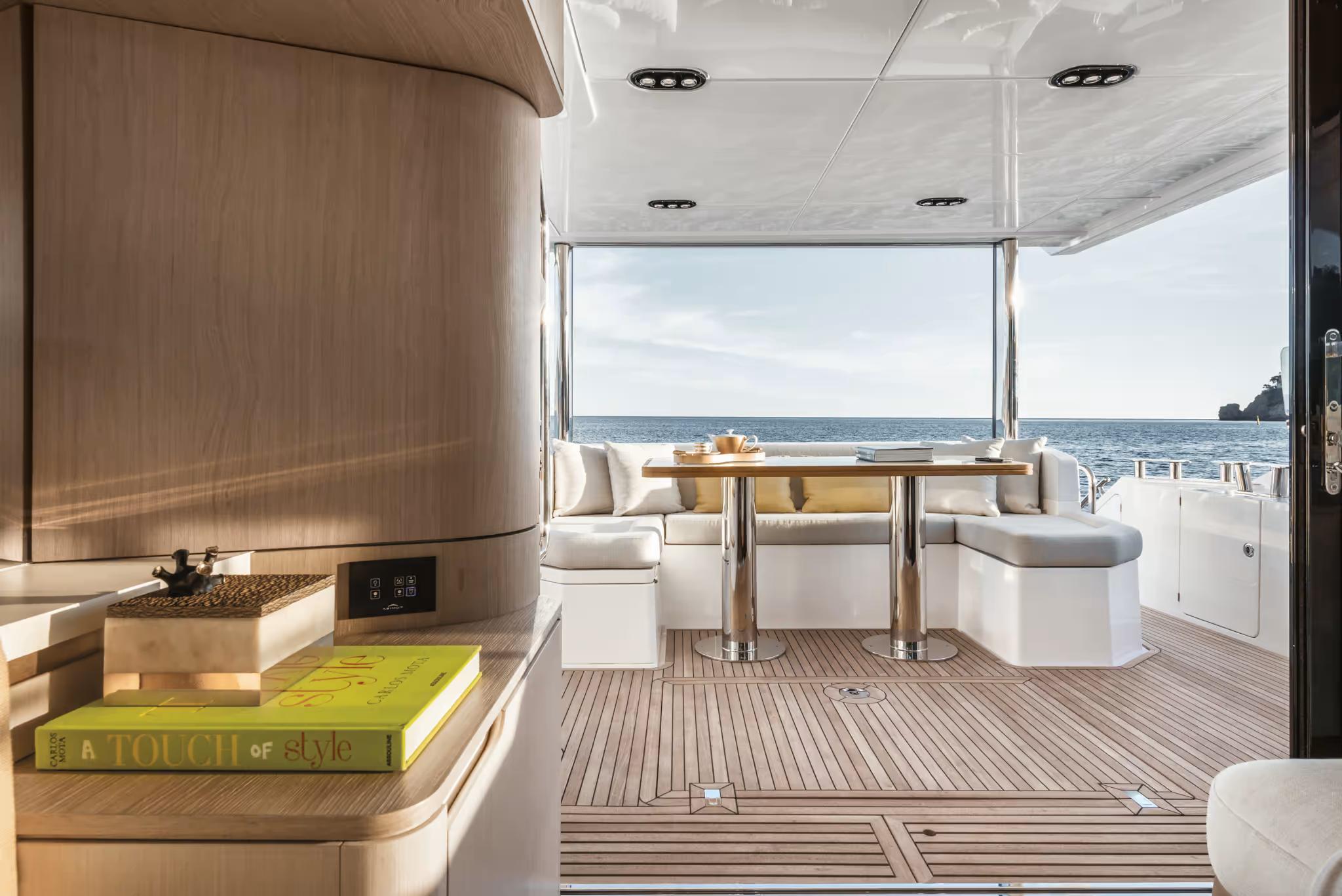 2022 Azimut Yachts 60 Fly