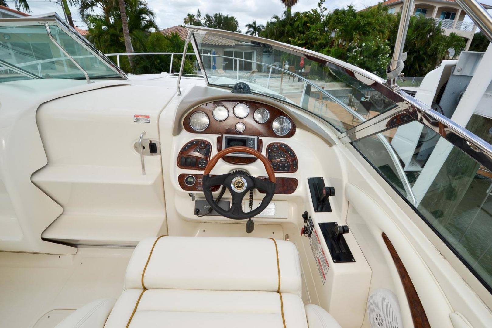 2003 Sea Ray Sunsport 290