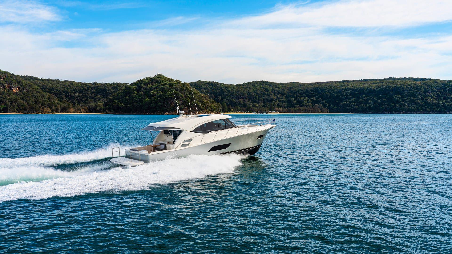 2020 Riviera 545 SUV