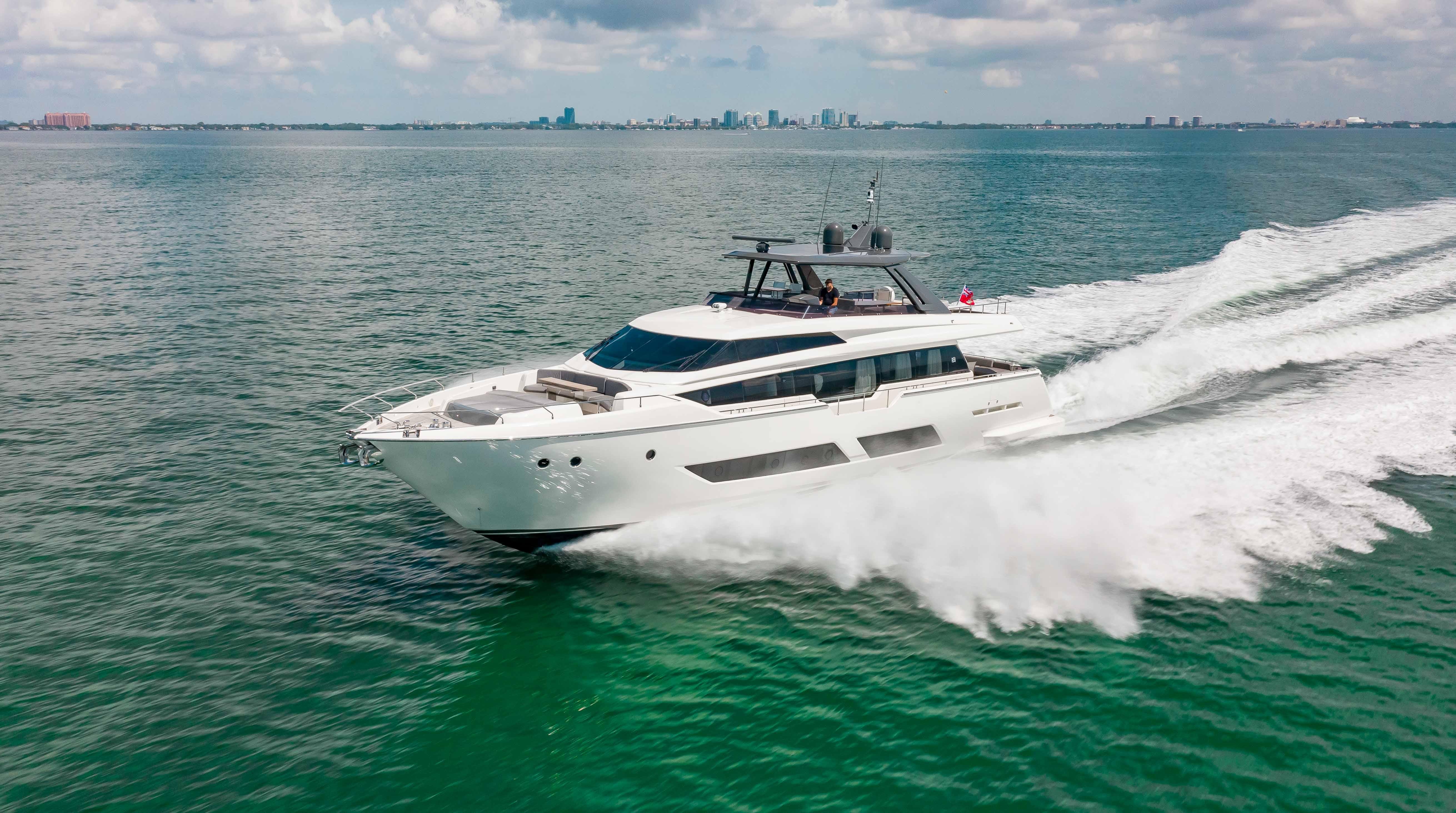 2021 Ferretti Yachts 850
