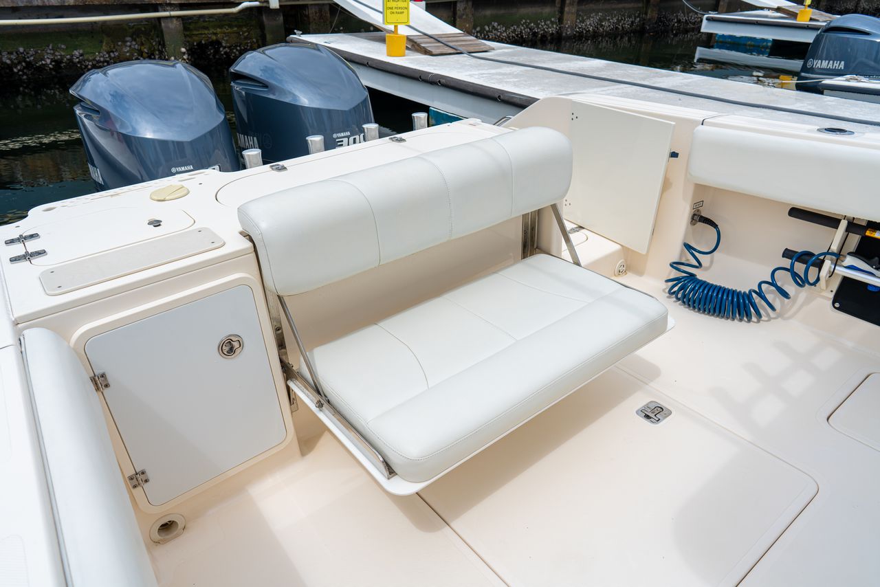 2012 Pursuit Boats 3100 Pursuit