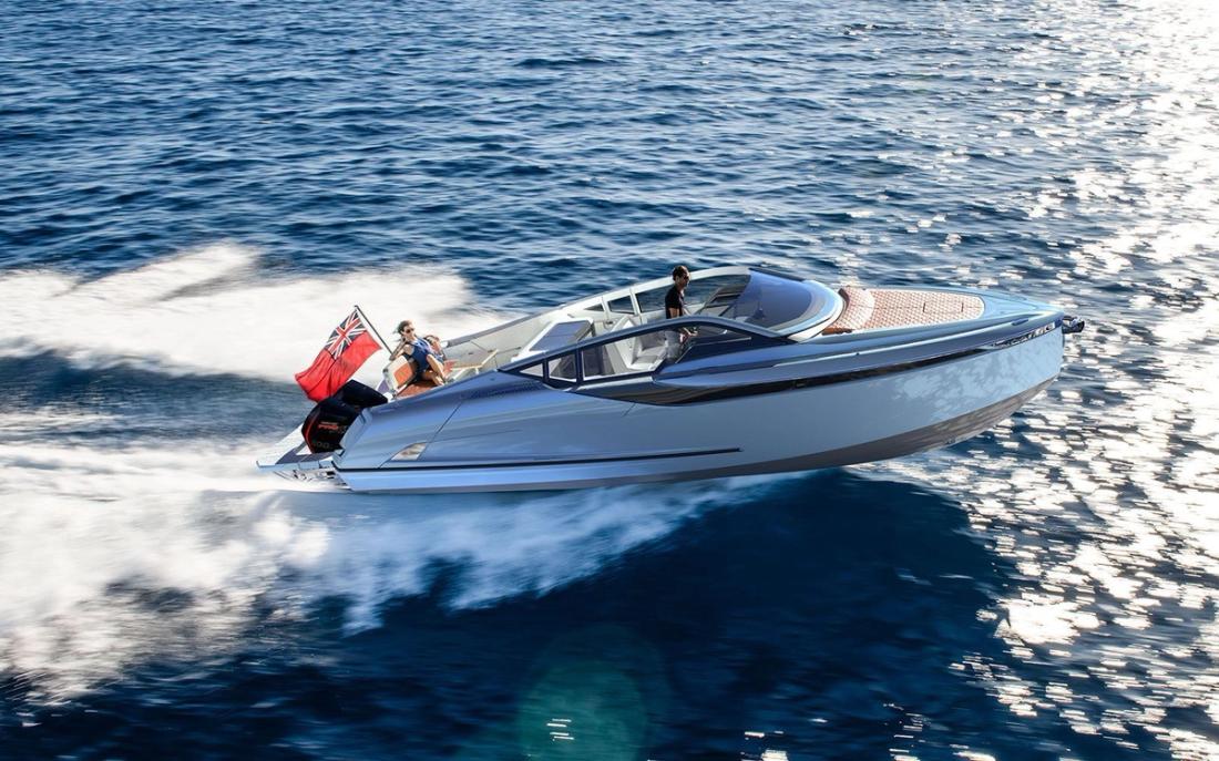 2020 Fairline F-Line 33 Outboard
