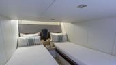 2006 Birchwood 430 Flybridge