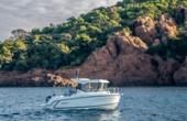 Quicksilver 625 Pilothouse photo 6
