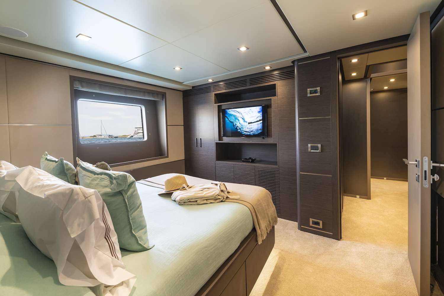 2012 Benetti Yachts Tradition 105