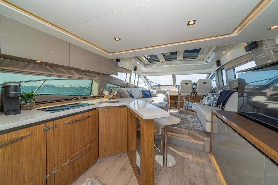 2018 Sea Ray Fly L550 