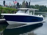 2022 Regal Boats 38 SAV