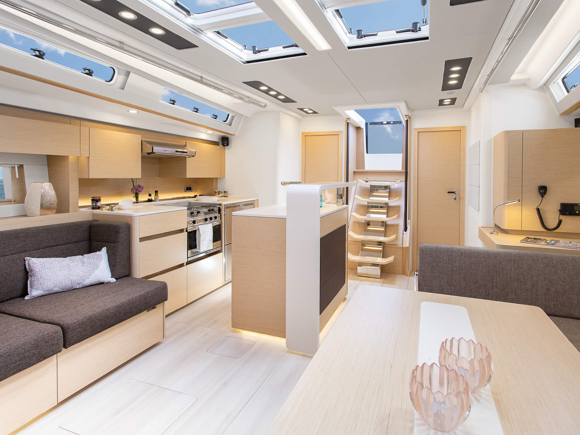 2016 Hanse Yachts 588