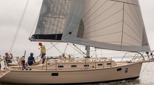 2018 Island Packet Yachts Island Packet 349