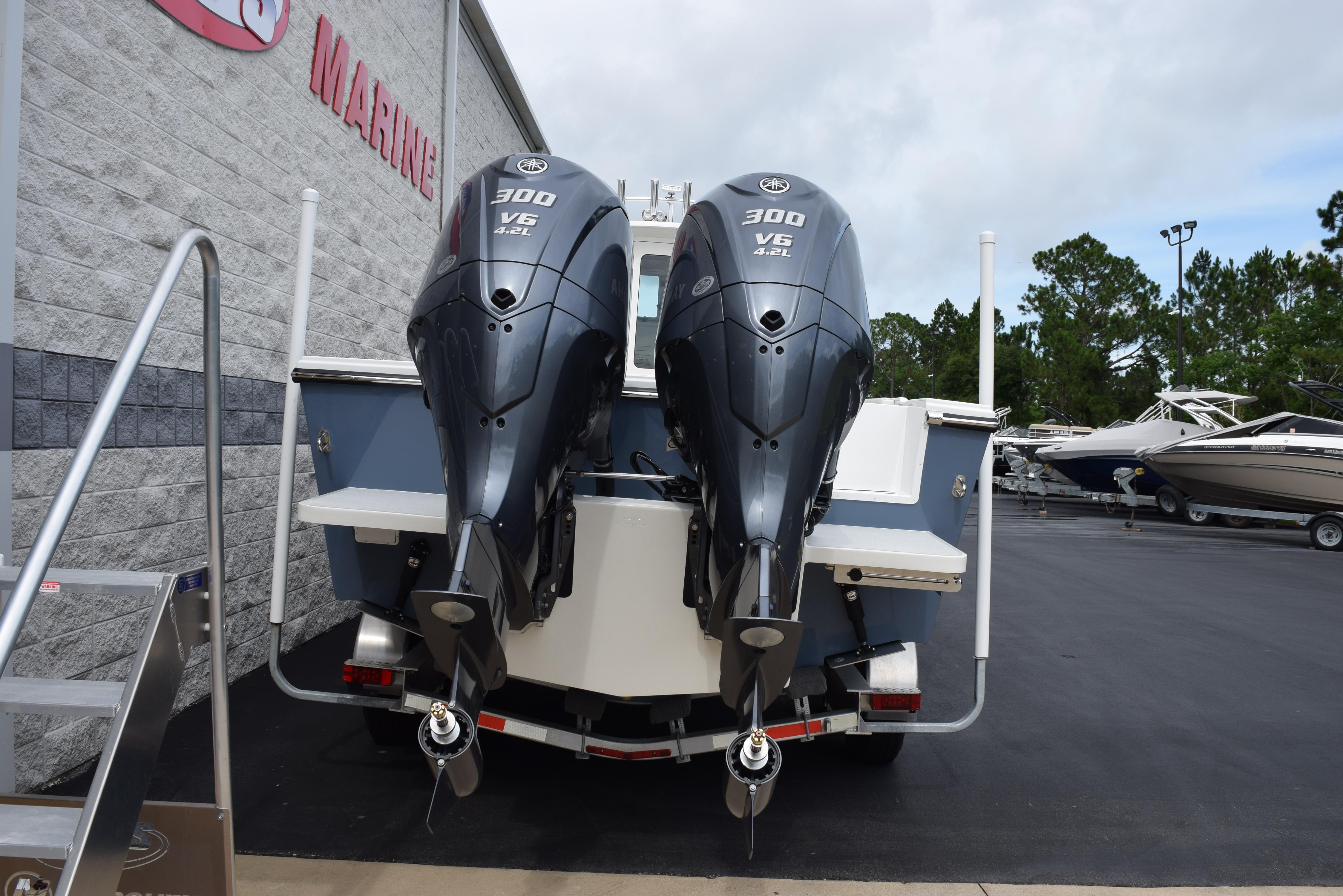 2022 Parker Offshore 2820 XLD Sport Cabin