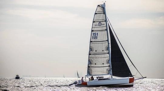 1991 Corsair Marine F28R