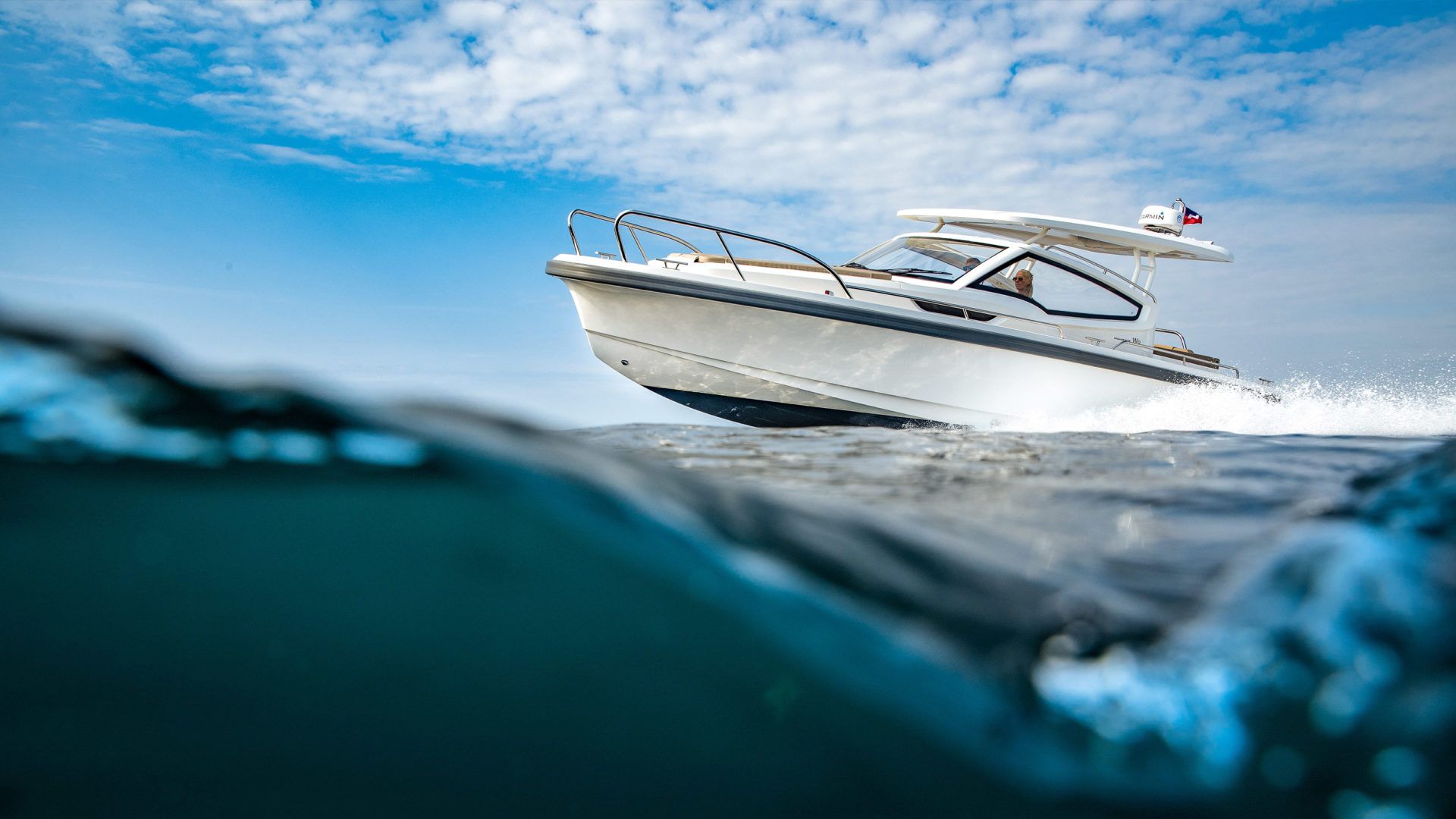 2022 Nimbus Weekender 9