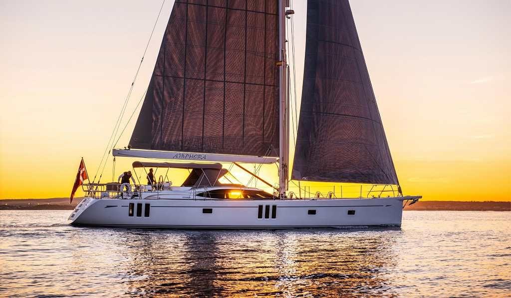 2014 Oyster Yachts 675