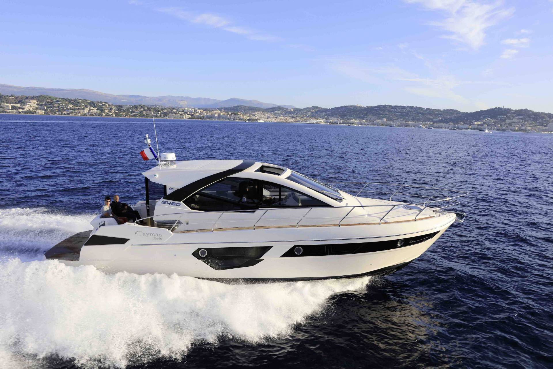 2017 Cayman Yachts S450