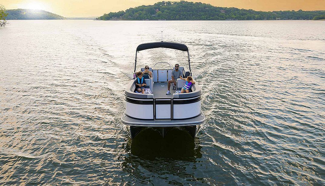 2022 Lowe Boats LS 210 WT