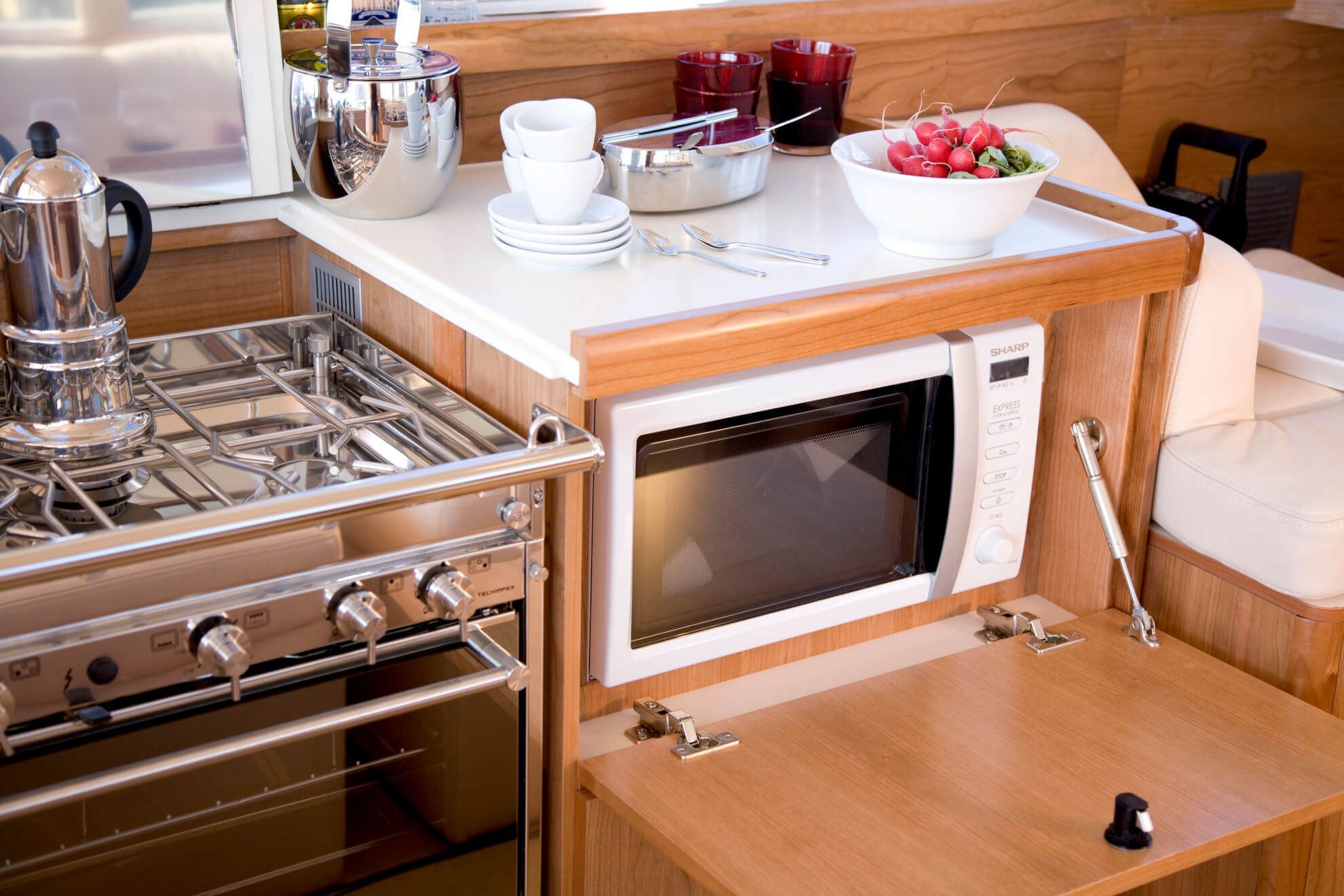 2022 Moody Yachts Decksaloon 45