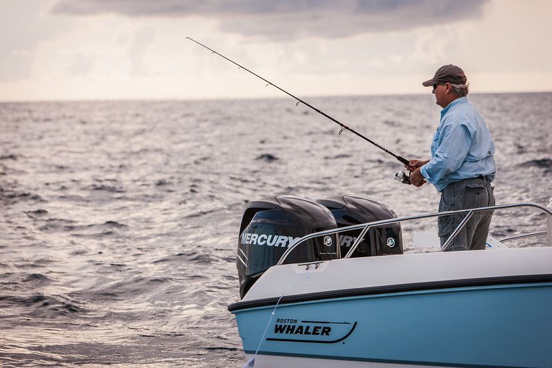 2022 Boston Whaler 270 Dauntless